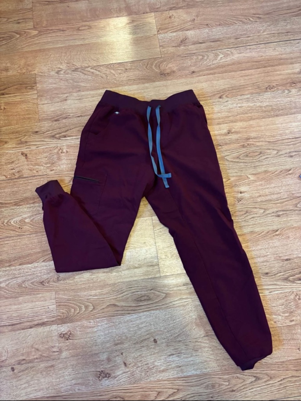FIGS Maroon jogger scrub pants
